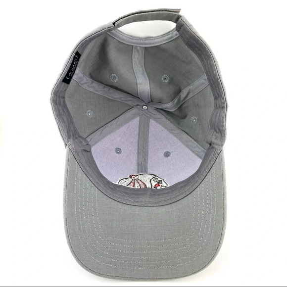 Blackhawks Gray Cap Adjustable Hook and Loop Hat - Picture 4 of 5